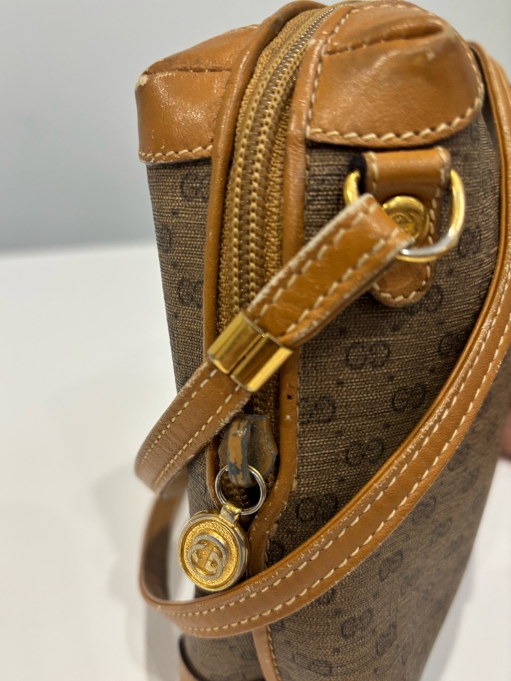 Vintage Gucci GG Supreme Canvas Crossbody Bag Brown Tan Monogram Mini Bag - Picture 5 of 11